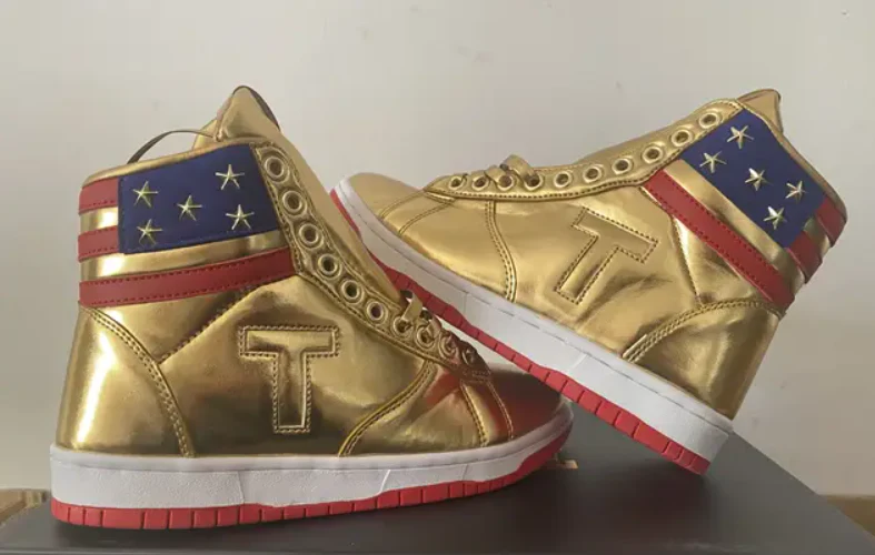 Donald J. Trump Sneakers Never Surrender - Image 7