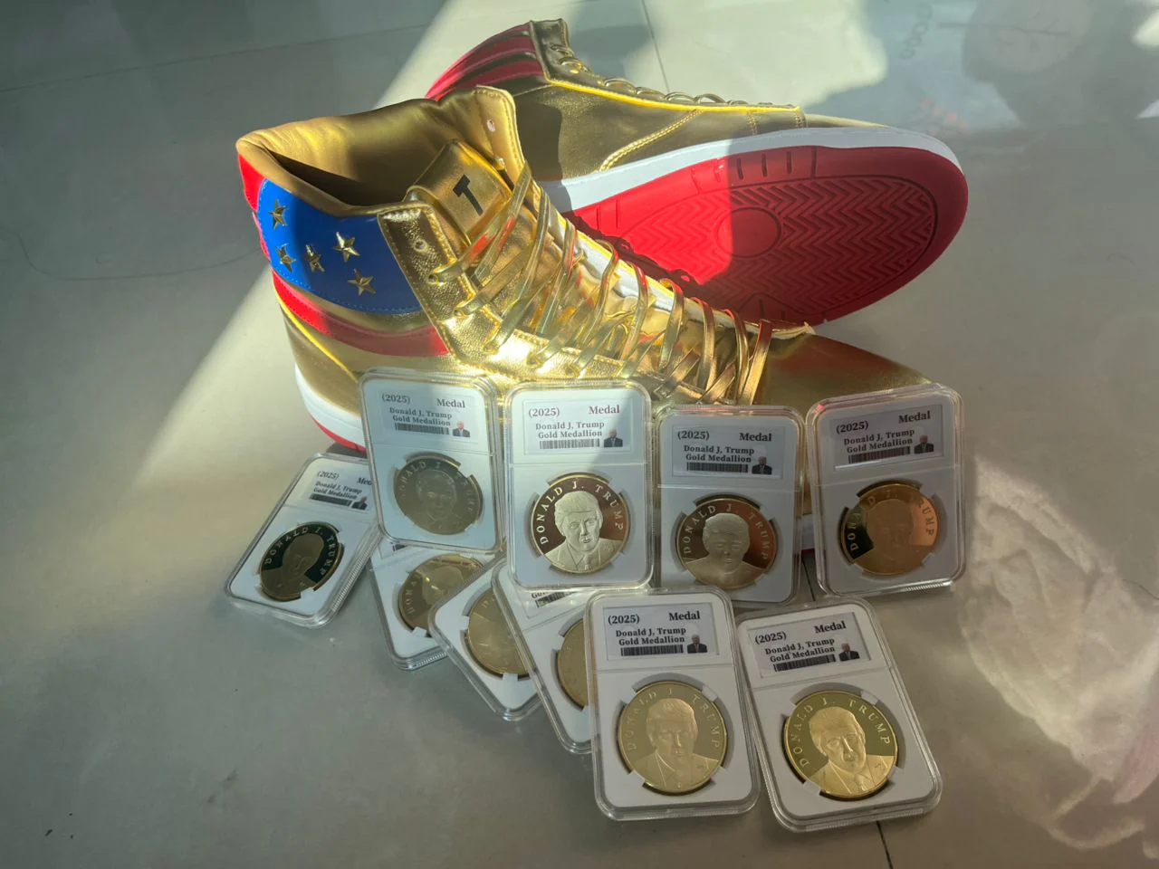 Trump High Top Sneakers + 10 x 2025 Gold Trump Coins - Golden 47 President Bundle - Image 4
